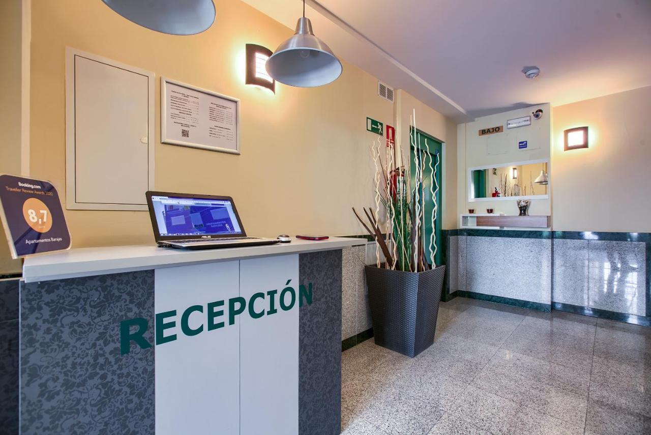 Apartamentos Barajas Madrid Exterior photo